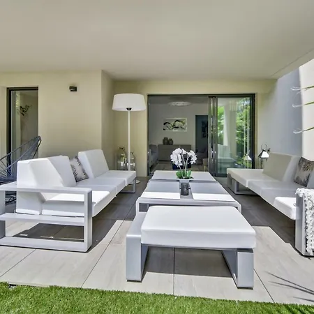 Luxury & Exclusive *